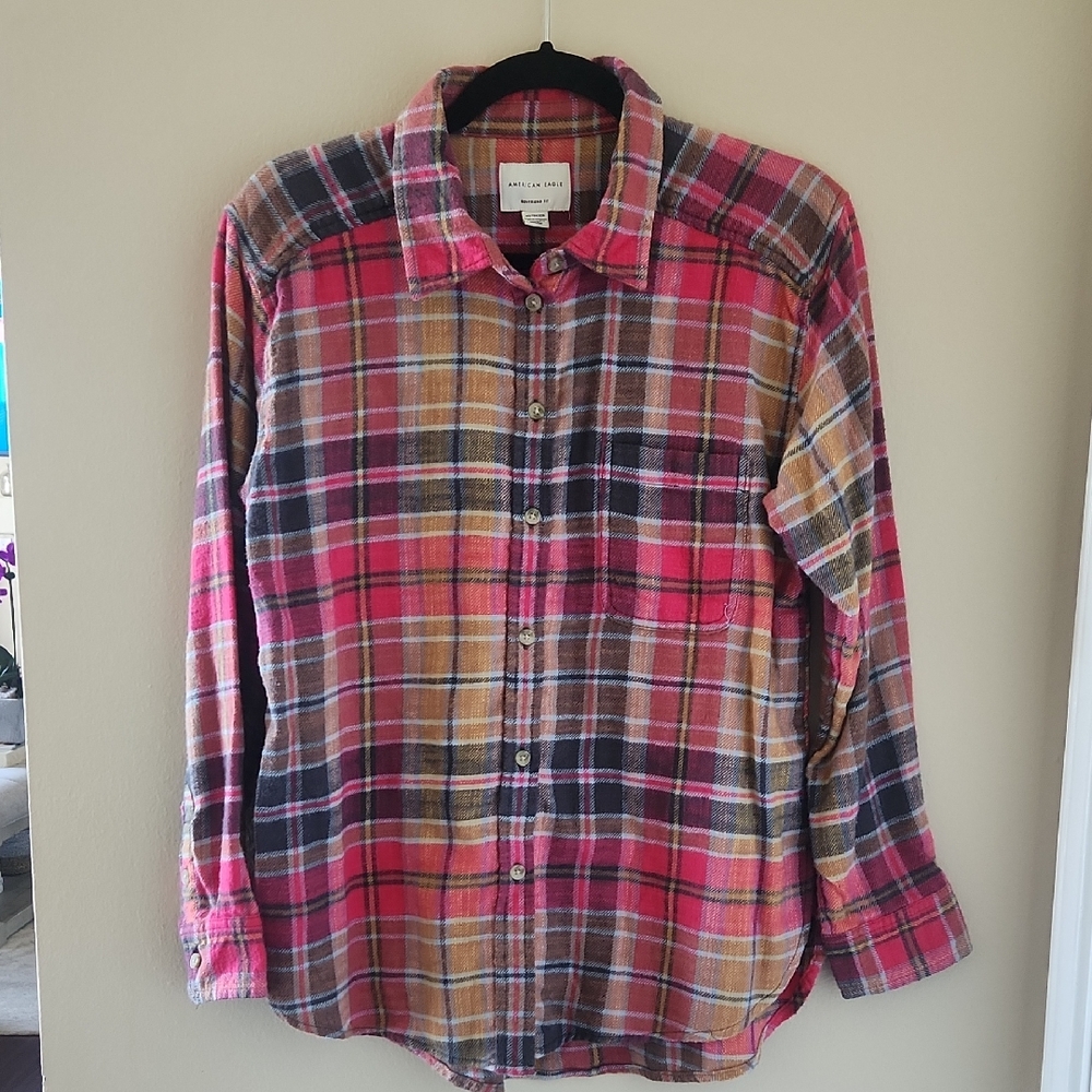 American Eagle Outfitters Red and Brown Plaid Shirt